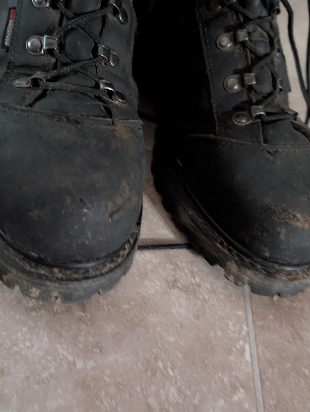 See Flaws.... Red Wing Worx 971 Vibram Leather Work Boots EH ASTM Men’s 9.5 USA